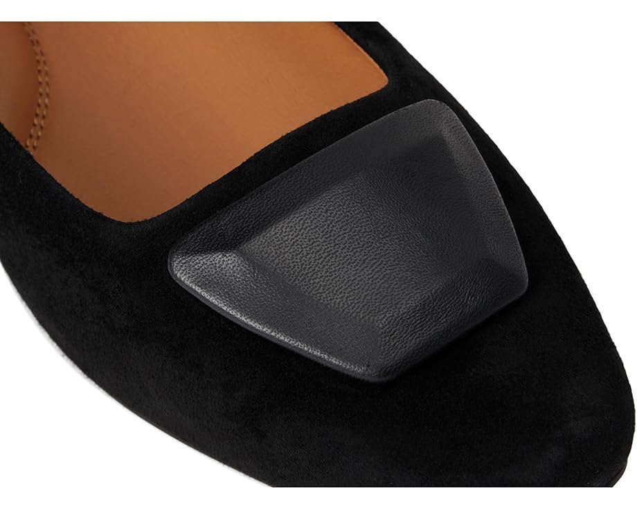 Gentle Souls by Kenneth Cole Hanette - Right View