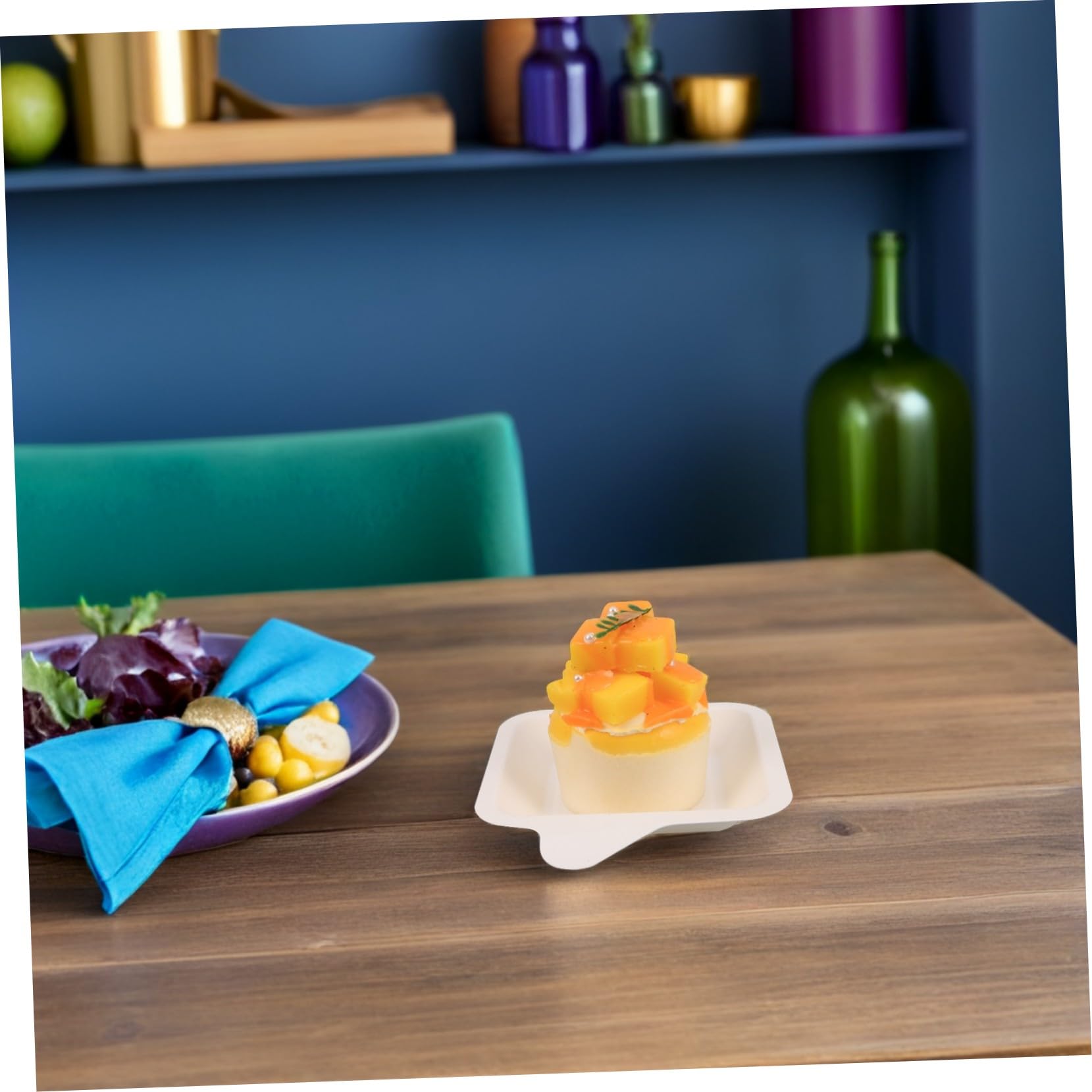 Platos Cuadrados de Papel Blanco 100 Piezas para Pasteles y Postres | Uso Desechable, Diseño Resistente Gran Capacidad de Carga, para Manualidades y Picnics al Aire Libre