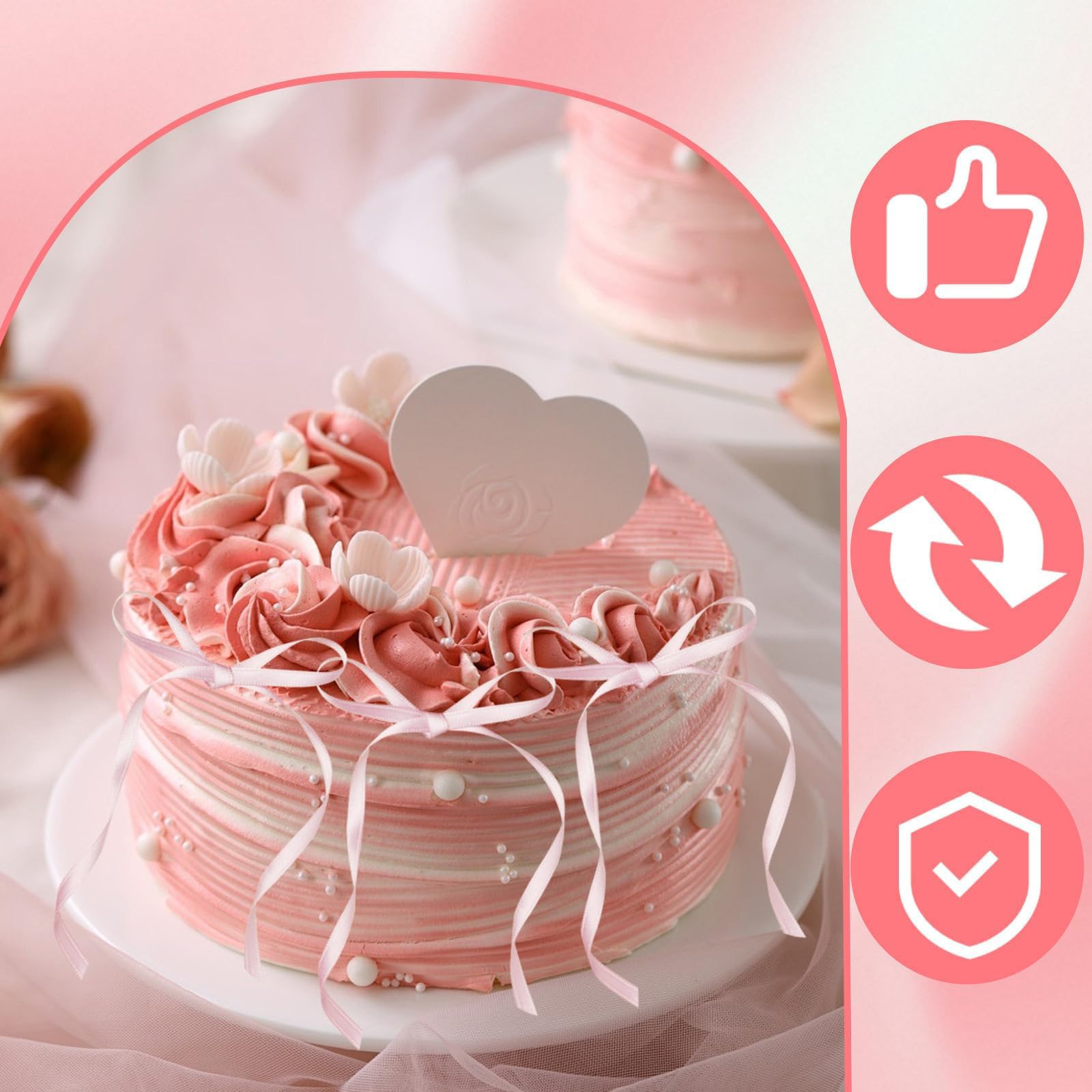 Dolce Di Compleanno Con Frutti Di Bosco, Macaron E Decorazioni Floreali Sul Tavolo. Bella Torta Rosa Decorata Con Macaron Lamponi Fragole E Zucchero Image547741478