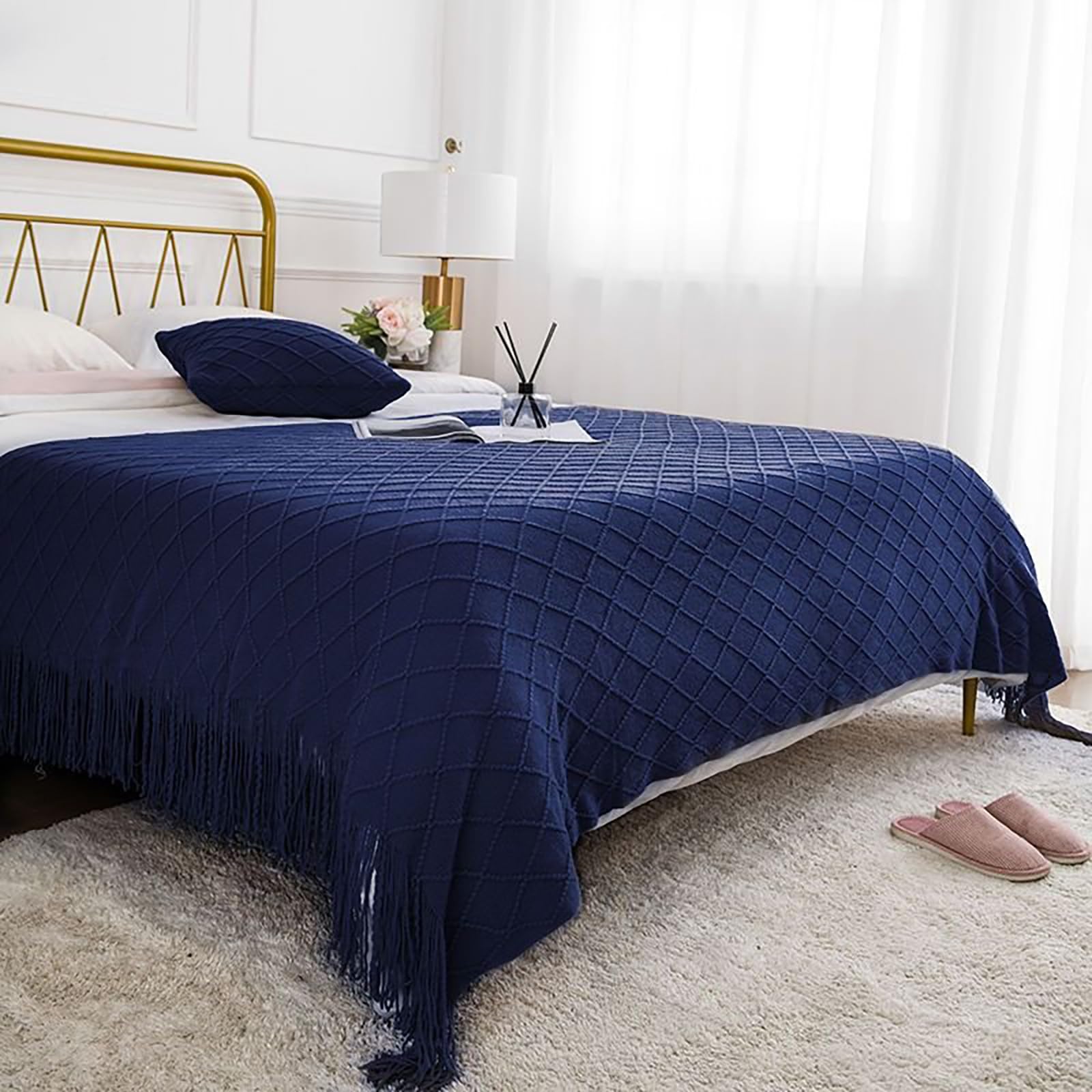 LRUPVEG Bed Runners King Size Home Decoration Blanket Cozy Soft Chunky Cable Knit Tassel Jacquard Knitted Blanket Hotel Bedroom Bedding(Dark blue,127 * 170cm)