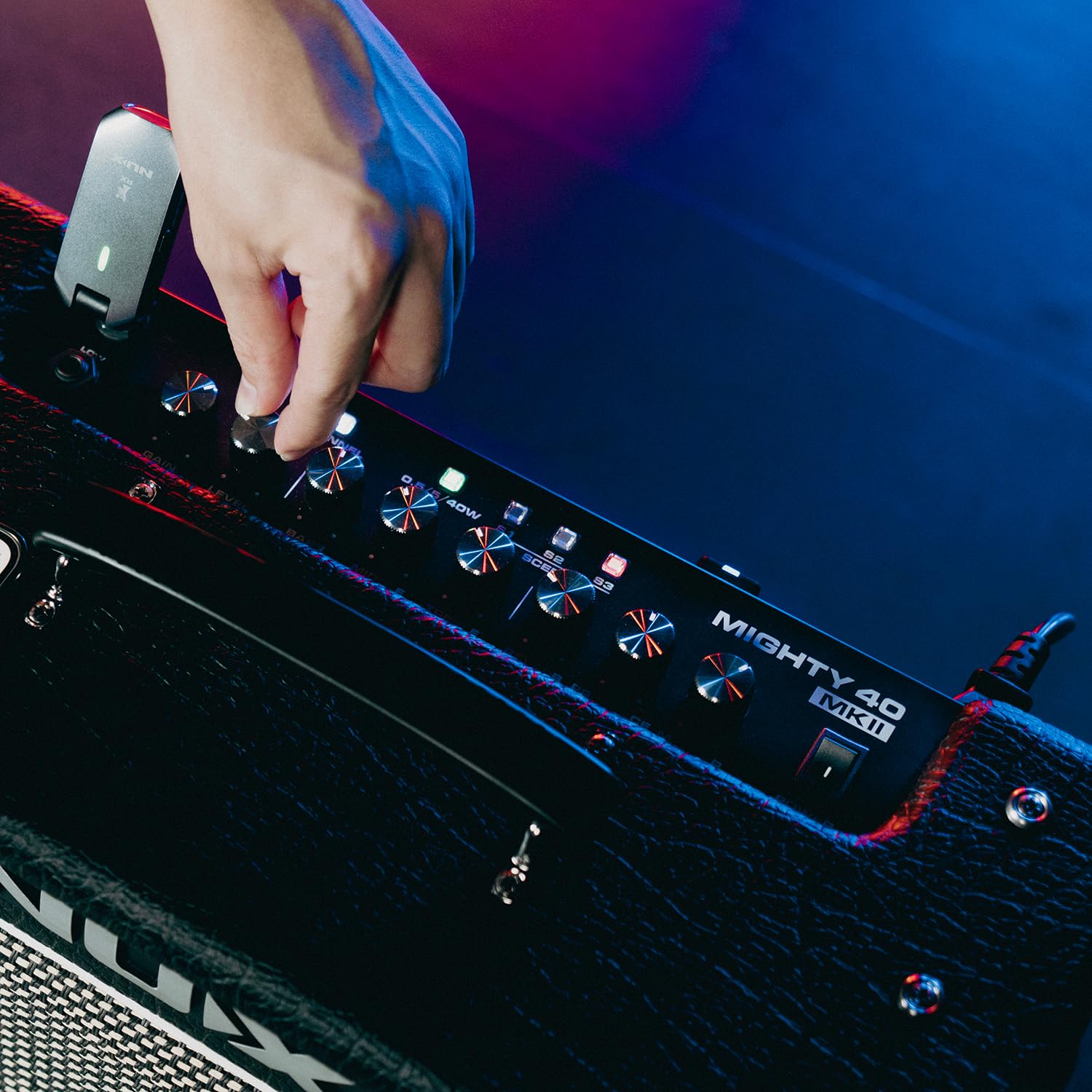 NU-X Mighty 40 mkII - Amplificador de Guitarra con Efectos | Amplificador de Modelado portátil de 40 W, Bluetooth, Interfaz USB y máquina de Tambor para Guitarras eléctricas, práctica y grabación