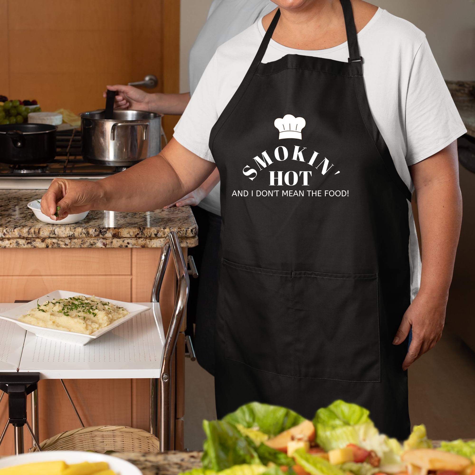 Smokin Hot and I Dont Mean the Food Delantales para hombres, divertido delantal impreso, regalo para ella, delantal de chef, delantal de cocina, delantal de barbacoa, regalo para hornear, regalo del