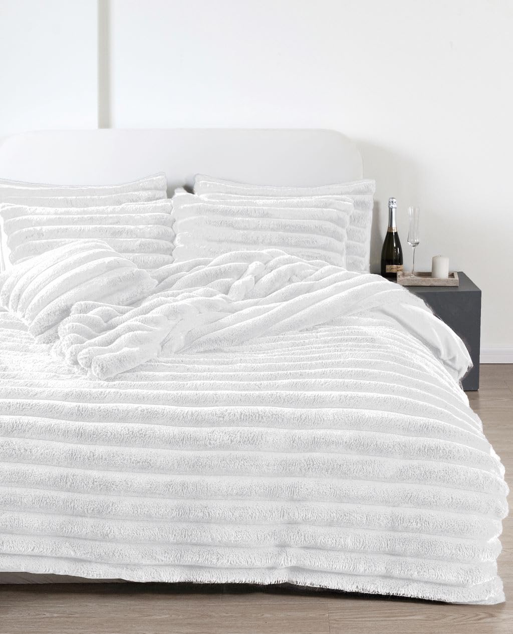 HOMES-LINEN Big Cord Teddy Fleece Thermal Duvet Cover & Pillow Case Soft Warm Sofa Throw Cushion Cover & Curtains also Available (White, Single)