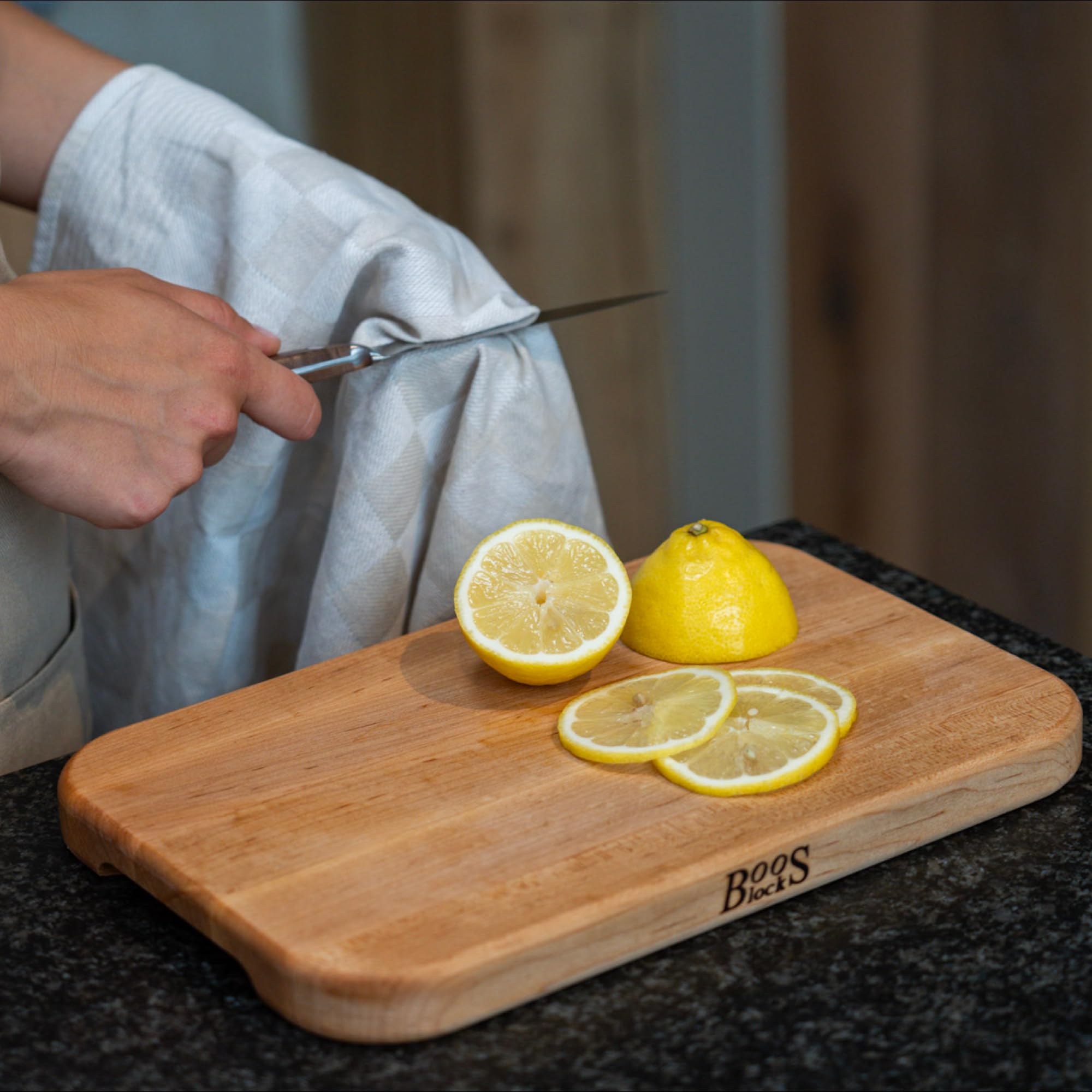 Boos Block Chop-N-Serve - 30,5 x 20 x 2,5 CM - Allzweckbretter - Hackklotz - Ahorn Schneidebrett - Servierbrett - Antibakterielles Frühstücksbrettchen - Vesperbrett Holz, Braun-
