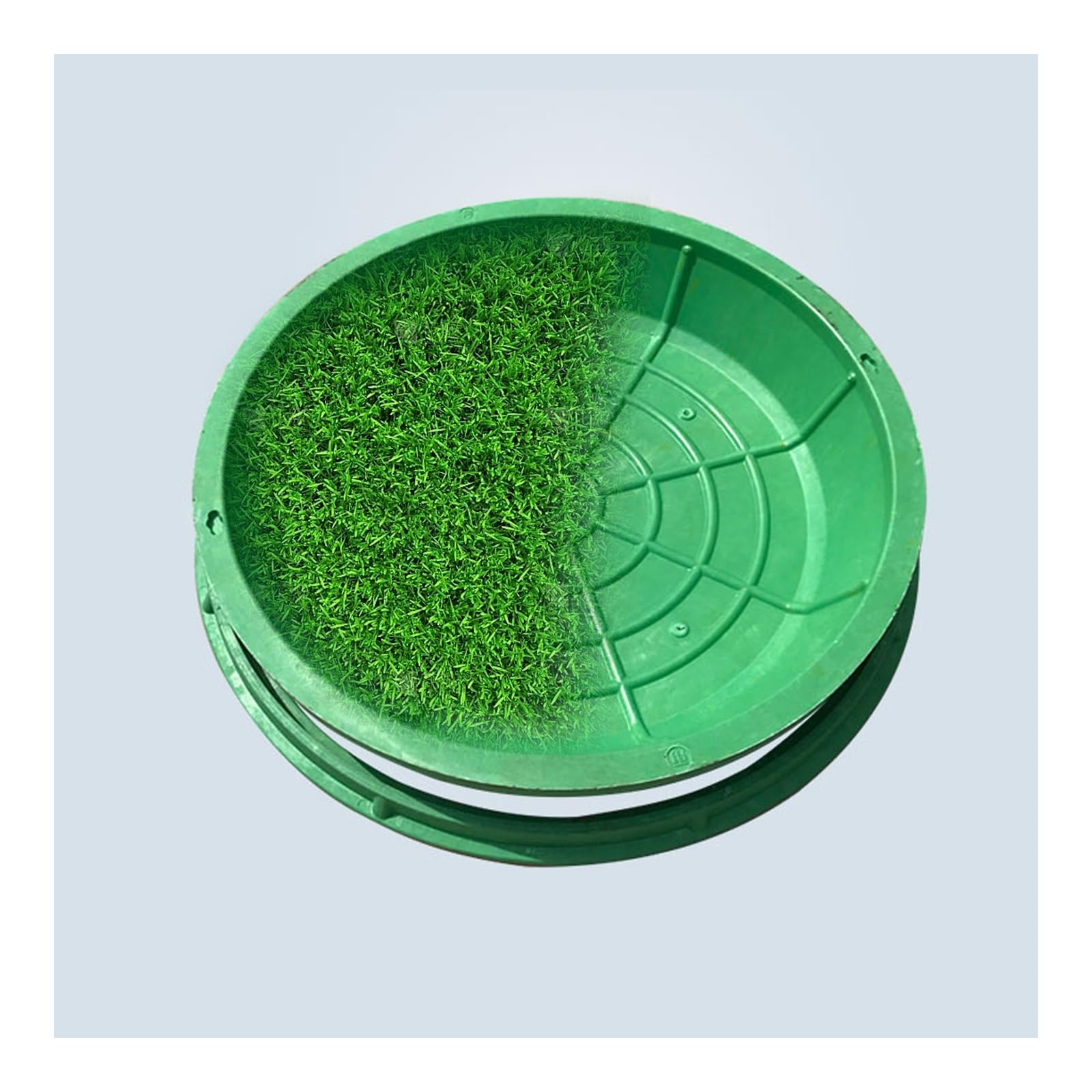 Couvercle de regard rond invisible pour sublimer la décoration de votre patio ou jardin