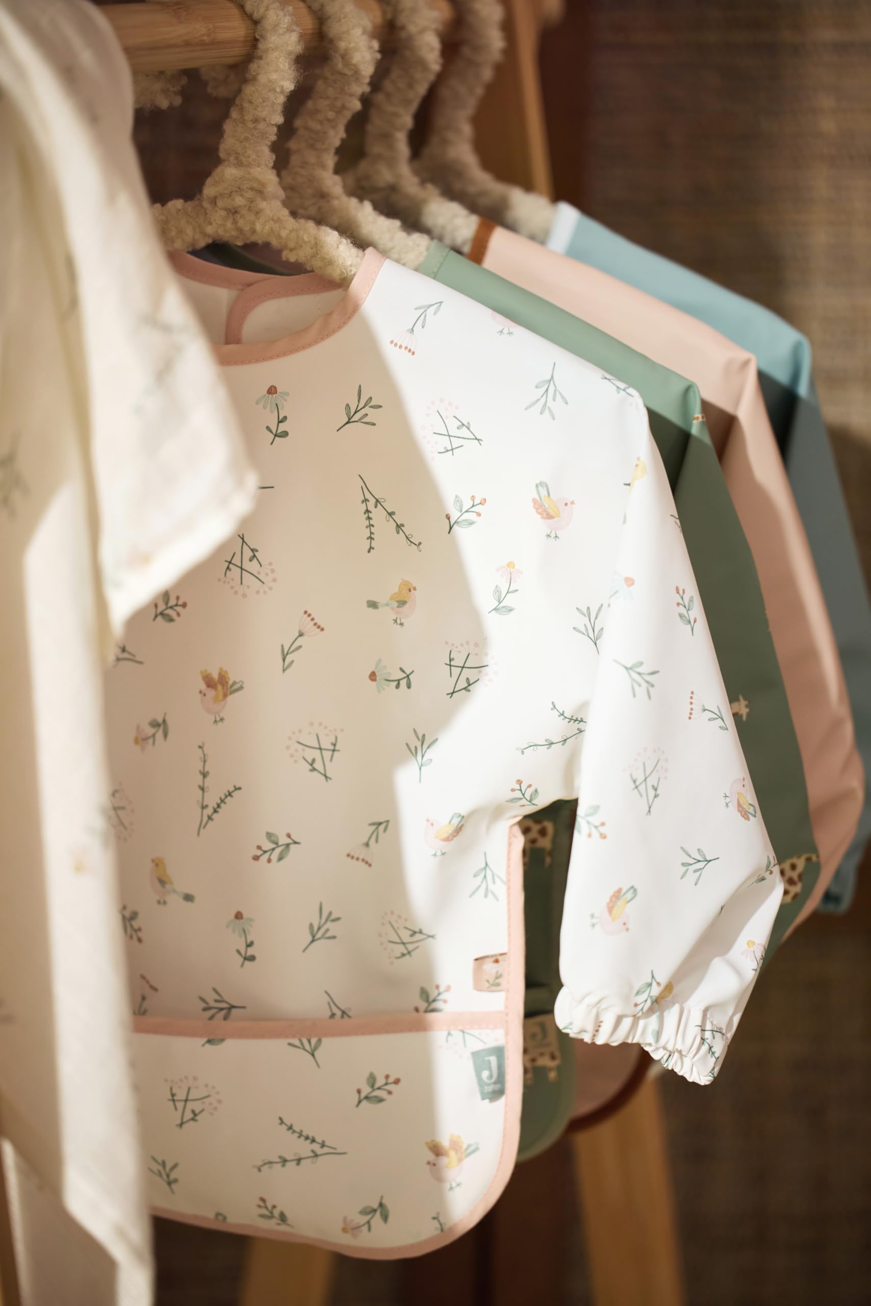 Jollein 029-869-67091 Bavoir imperméable avec manches - Miffy & Snuffy olive
