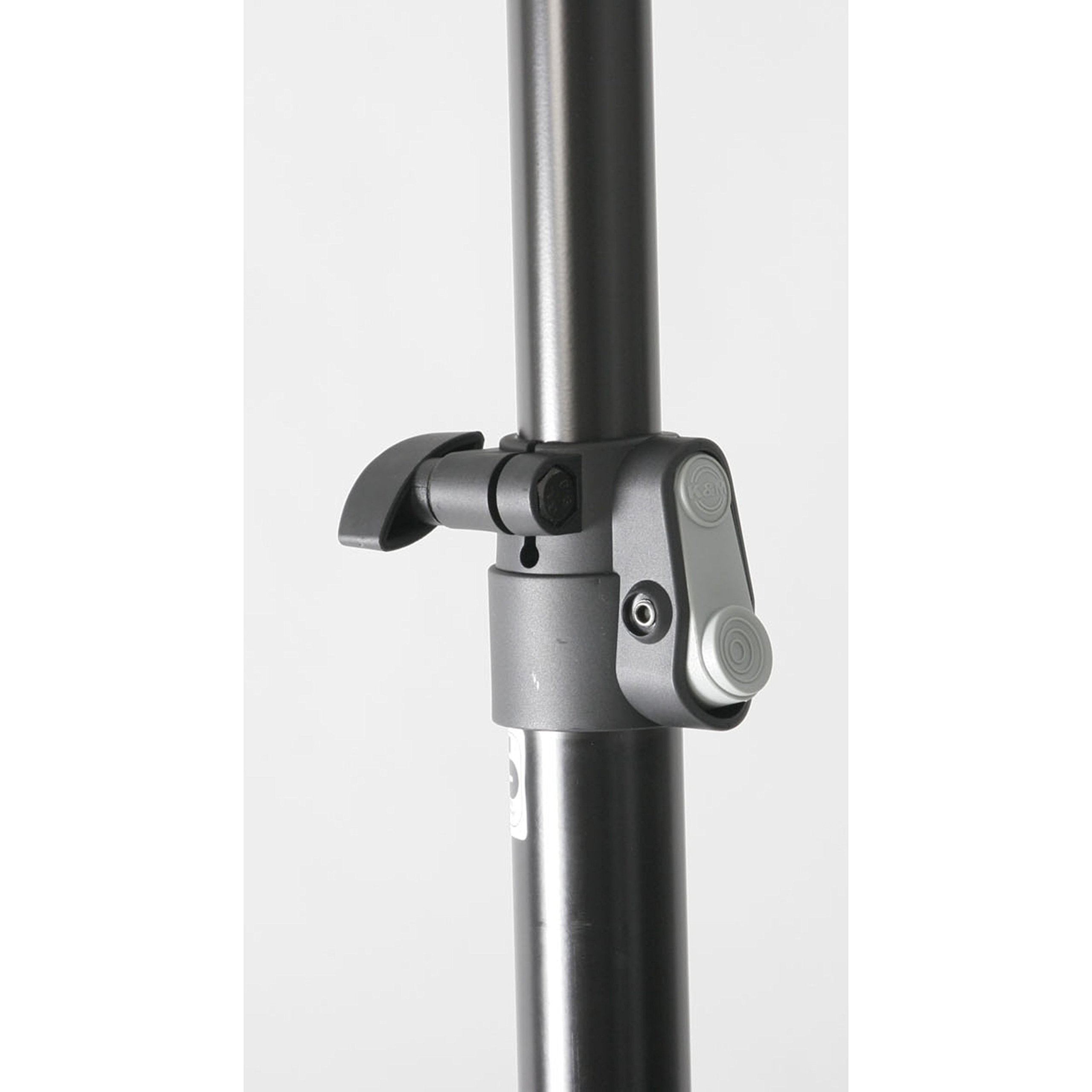 K&M 21436 Supporto per altoparlante in alluminio nero - ø 3,5 cm, fino a 40 kg, con treppiede e ammortizzatore - leggero e resistente