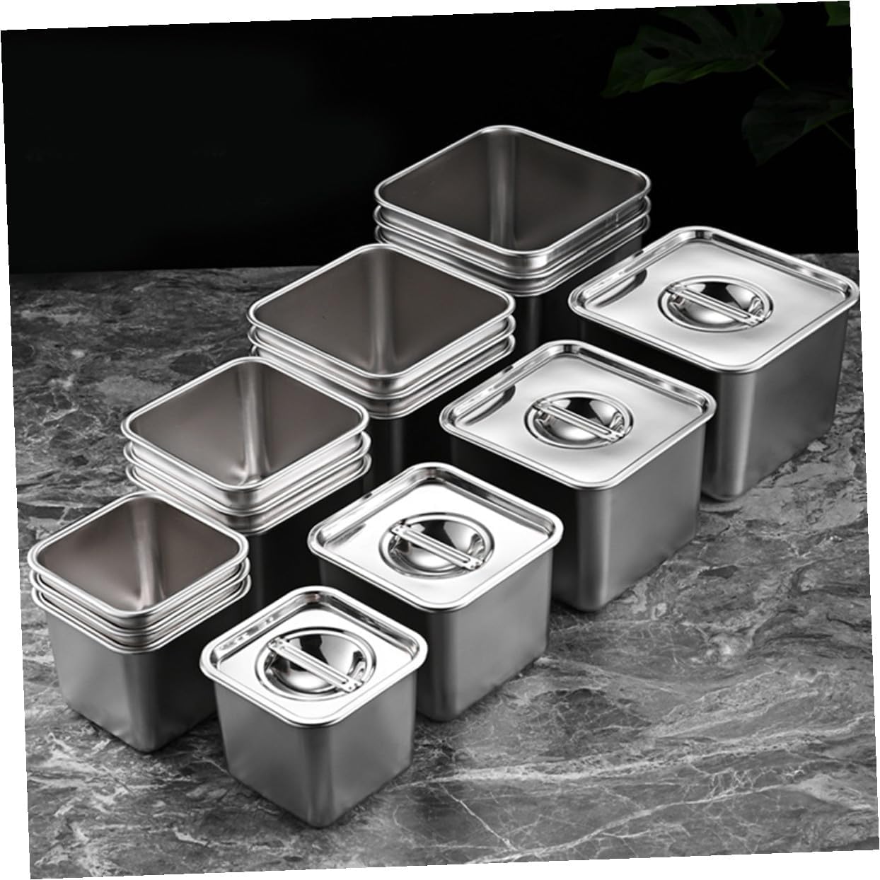 Stainless Steel Seasoning Pot Lid Versatile Spice Jar for Sugar Herbs and Condiments Easy to Clean Storage Container for Home and Kitchen Use