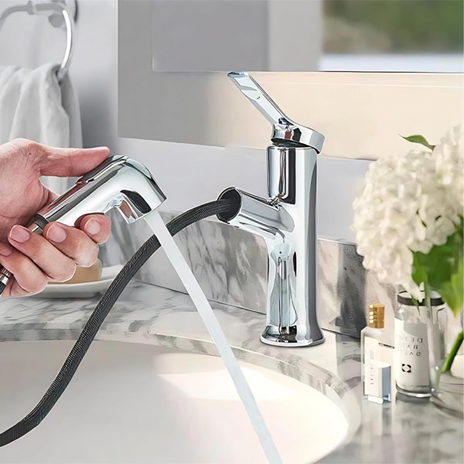 Robinet de lavabo extensible 2 jets pour un nettoyage précis du lavabo