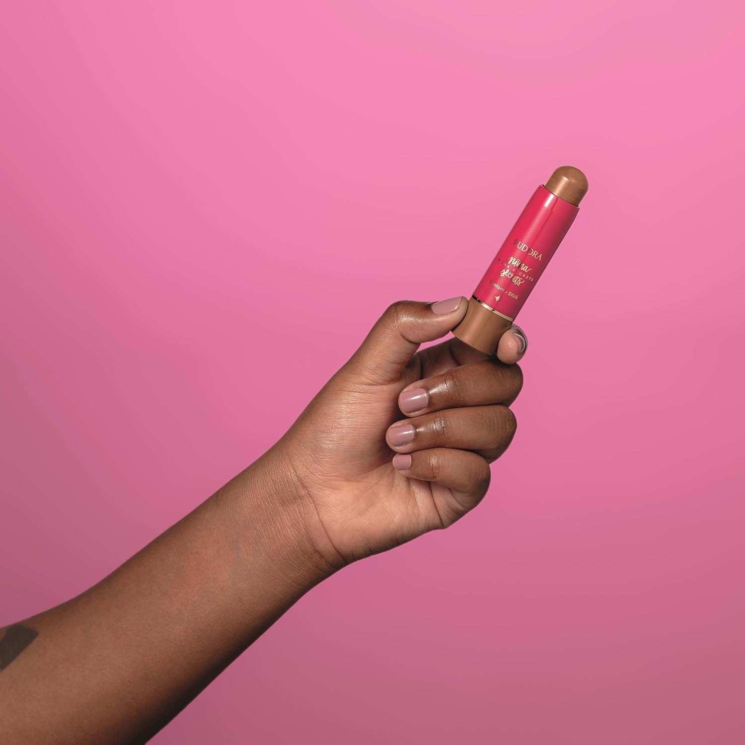 NIINA SECRETS CONTORNO FACIAL STICK COR 2 5g em promoção! Veja a oferta e mais achadinhos de Contorno e Bronzer 4 Hoje é o melhor dia para comprar NIINA SECRETS CONTORNO FACIAL STICK COR 2 5g com aquele preço maroto! Promoção! Aproveite a oferta! 4