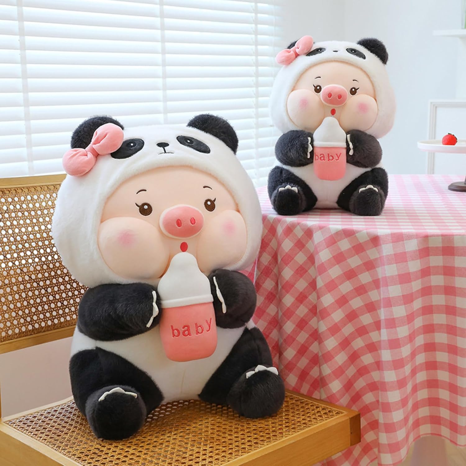 仮装豚 ぬいぐるみ 哺乳瓶持ち ピッグ 昼寝クッション キャラクター 抱き枕 おもしろ 気持ちいい おもちゃ ごろ寝 癒し 雰囲気作