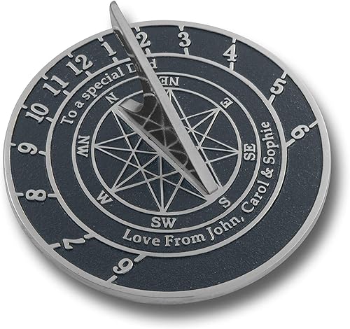 Miniatura 20 de The Metal Foundry Regalo personalizado de reloj de sol de latón inglés. Esta idea de regalo única para él o ella está hecha con tu mensaje y será