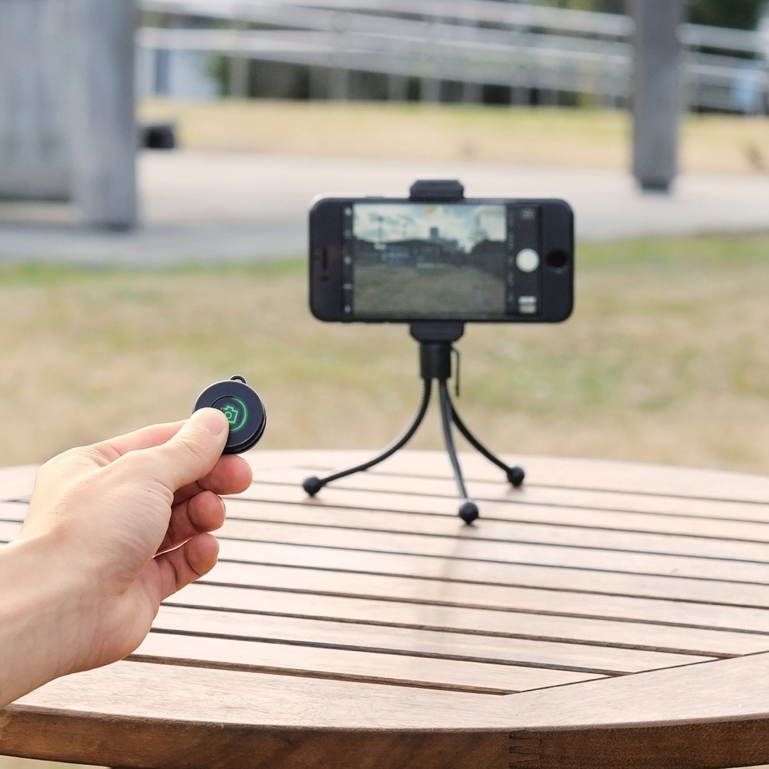 エレコム P-SRBBK Bluetooth自撮りリモコン ブラック エレコム Bluetooth自撮りリモコン ブラック