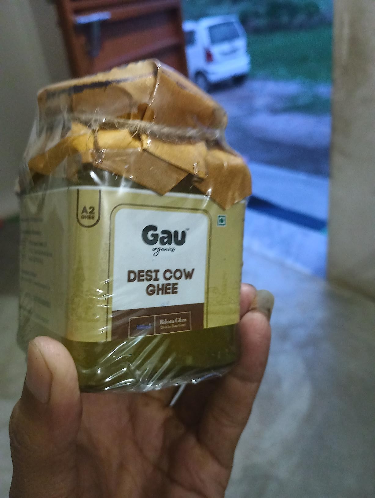 Gau Organics Cow Ghee, Pure and Natural, Hand Made Curd Churned Desi