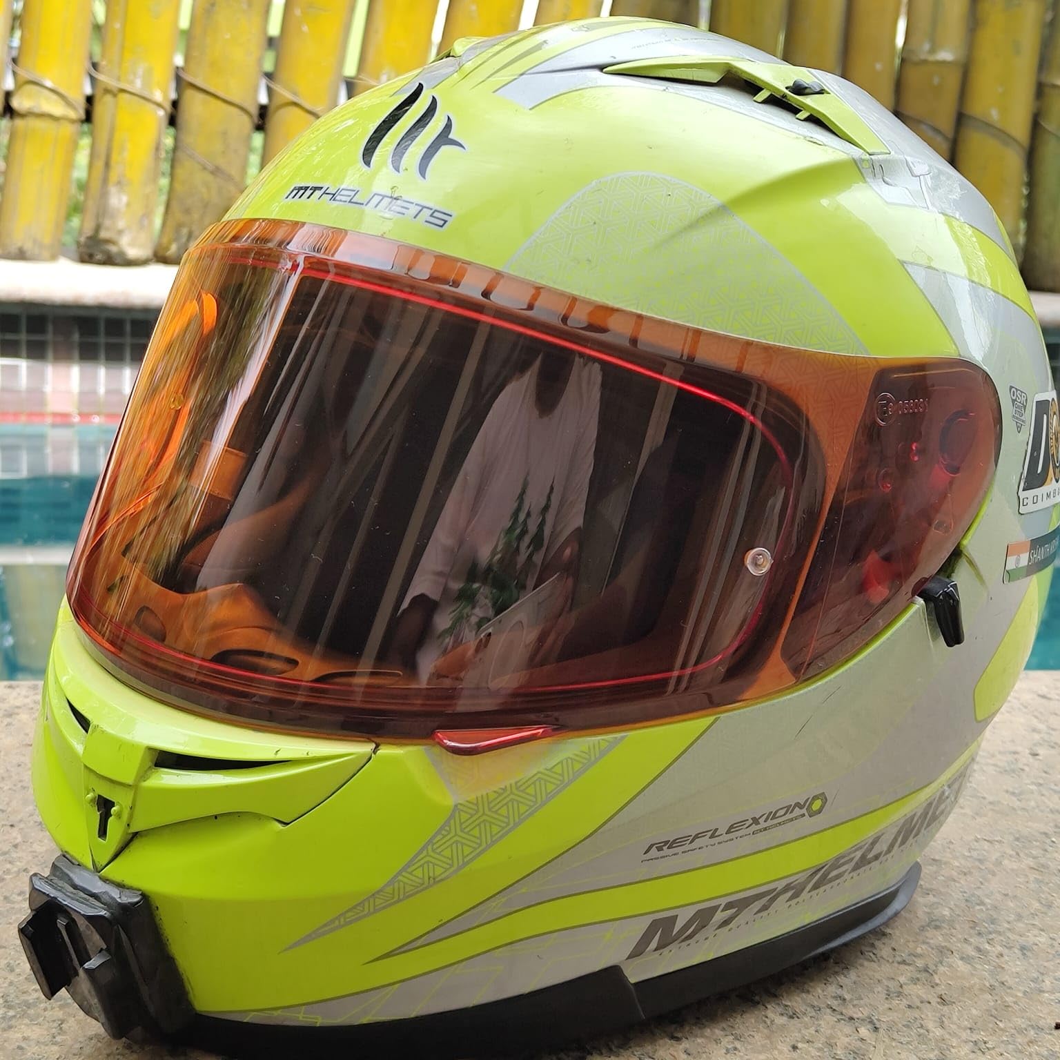 MT V12 Visor Amber