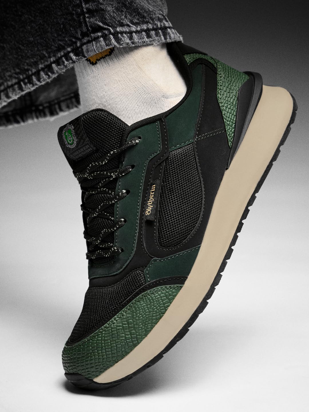 The Souled Store Official Harry Potter: Slytherin Men and Boys Green and Black Lace Up Low Top Sneakers 3 71mAzXUR0+L. SL1440