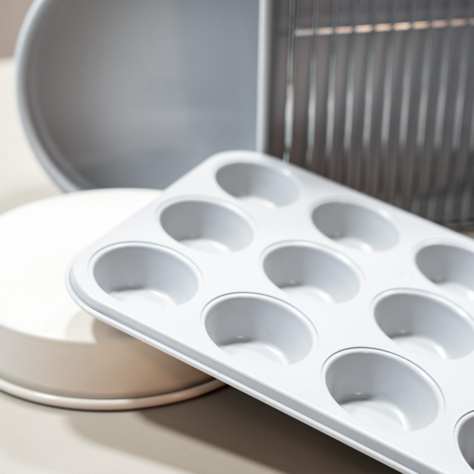 Zoha Backform- und Ofenset 7-teilig - All-in-One Komplettbackset Aluminium mit Organizer - Antihaft-Keramikbeschichtung bis 290°C hitzebeständig - PFAS- und PTFE-frei