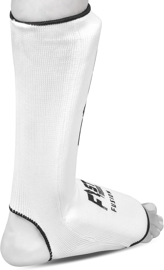Muay Thai Shin in Step, Kickboxing MMA Boxing Training Elasticated Breathable Leg Foot Guard Socks Pair