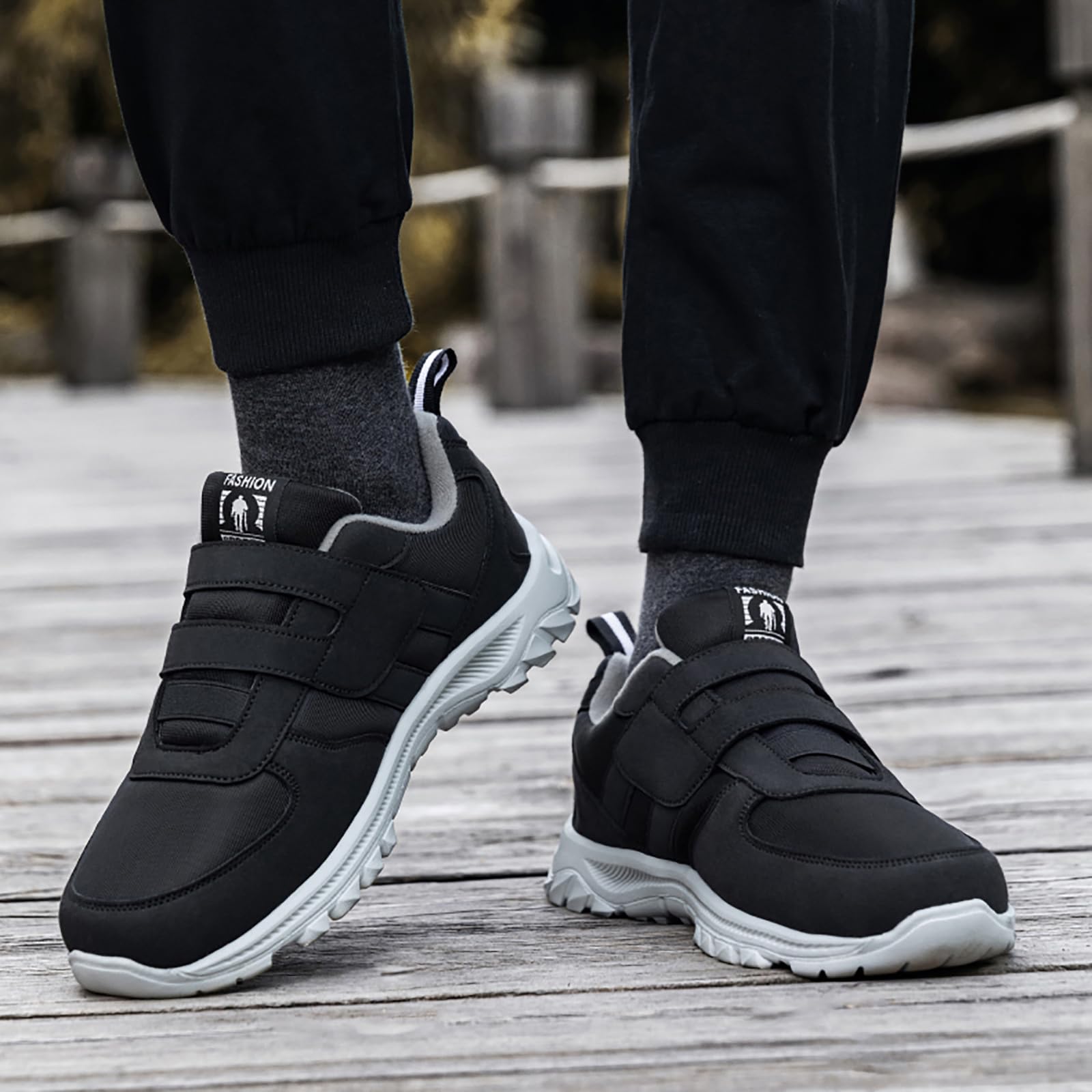 Diabetiker Schuhe Damen Extra Weit Klettverschluss Orthopädische Gesundheitsschuhe Herren rutschfeste Atmungsaktiv Freizeitschuhe Senioren Walkingschuhe für Geschwollene Füße