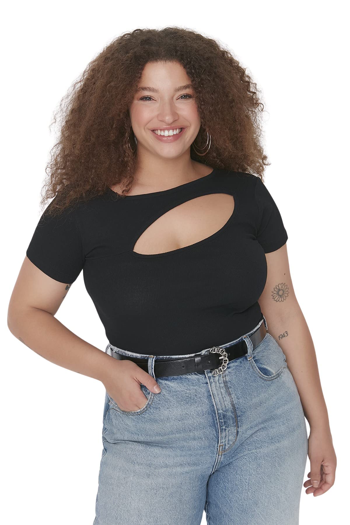 Trendyol FeMan Plus Size Regular fit Basic Crew Neck Knit Plus Size Blouse Black