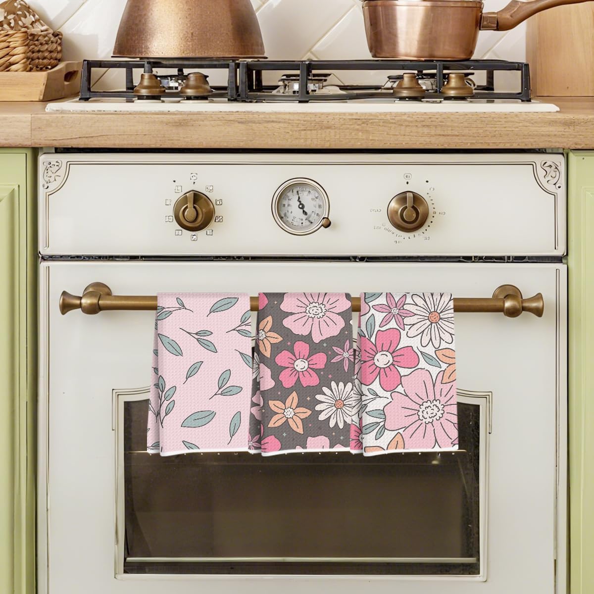 Hanamiya Na 3Pcs Vibrant Pink Flower Leaves Kitchen Towels, Adorable Pastel Decorative Absorbent Microfiber Dish Cloth Tea Towel, Durable Hand Towels for Farmhouse Home Bathroom, Housewarming Gifts - Image 4