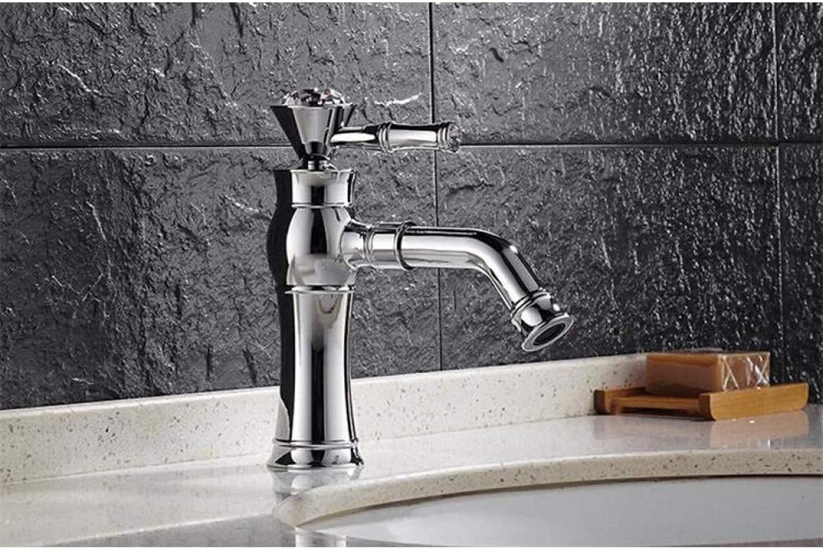 Robinet de lavabo en laiton chromé OKUOKA pour salle de bain élégante