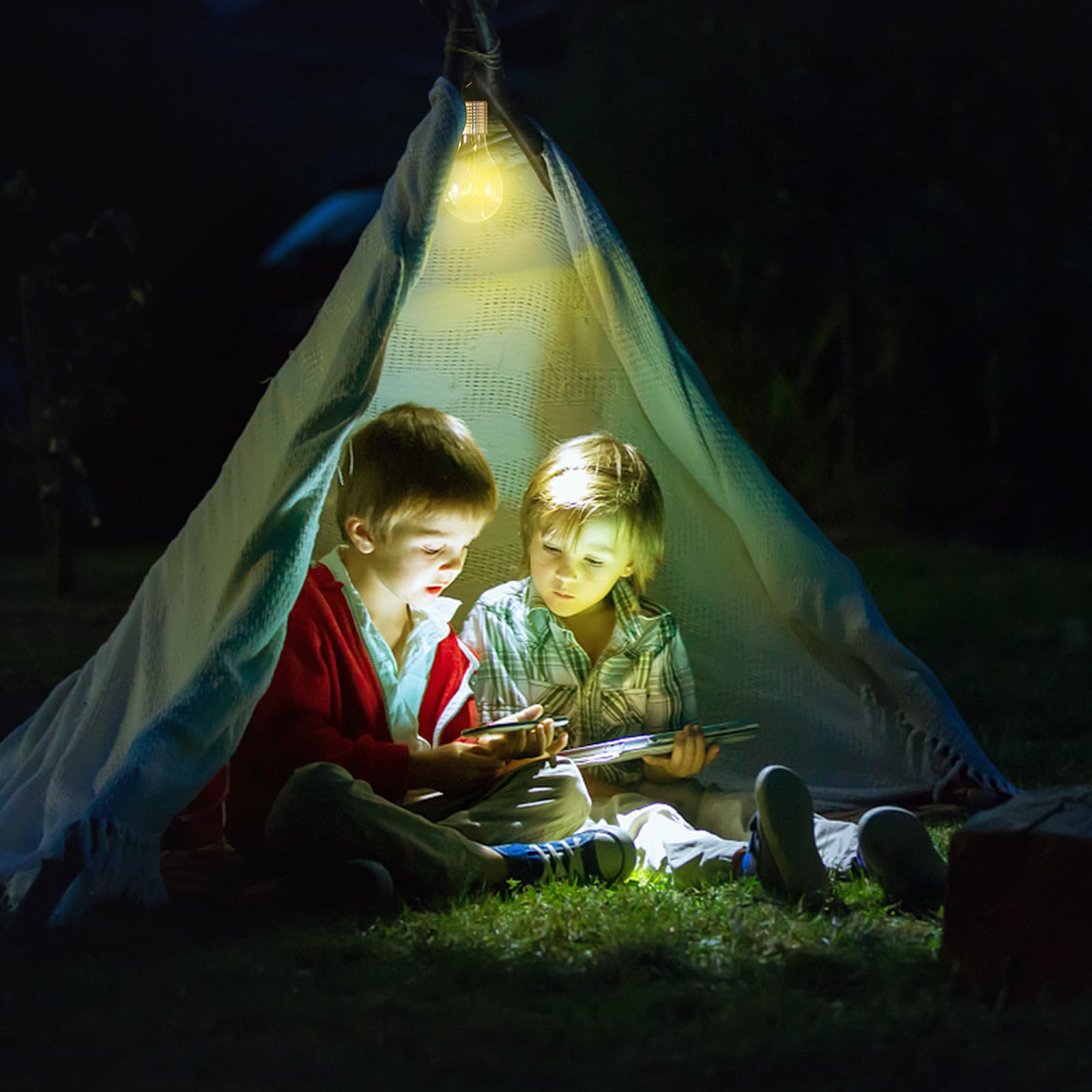 Lampadine Solari Sospese LED Impermeabili 4 Pezzi, Luce Solare Decorativa per Esterni, Giardino e Cortile, Design a Clip Facile da Fissare, per Illuminazione Esterna e Campeggio