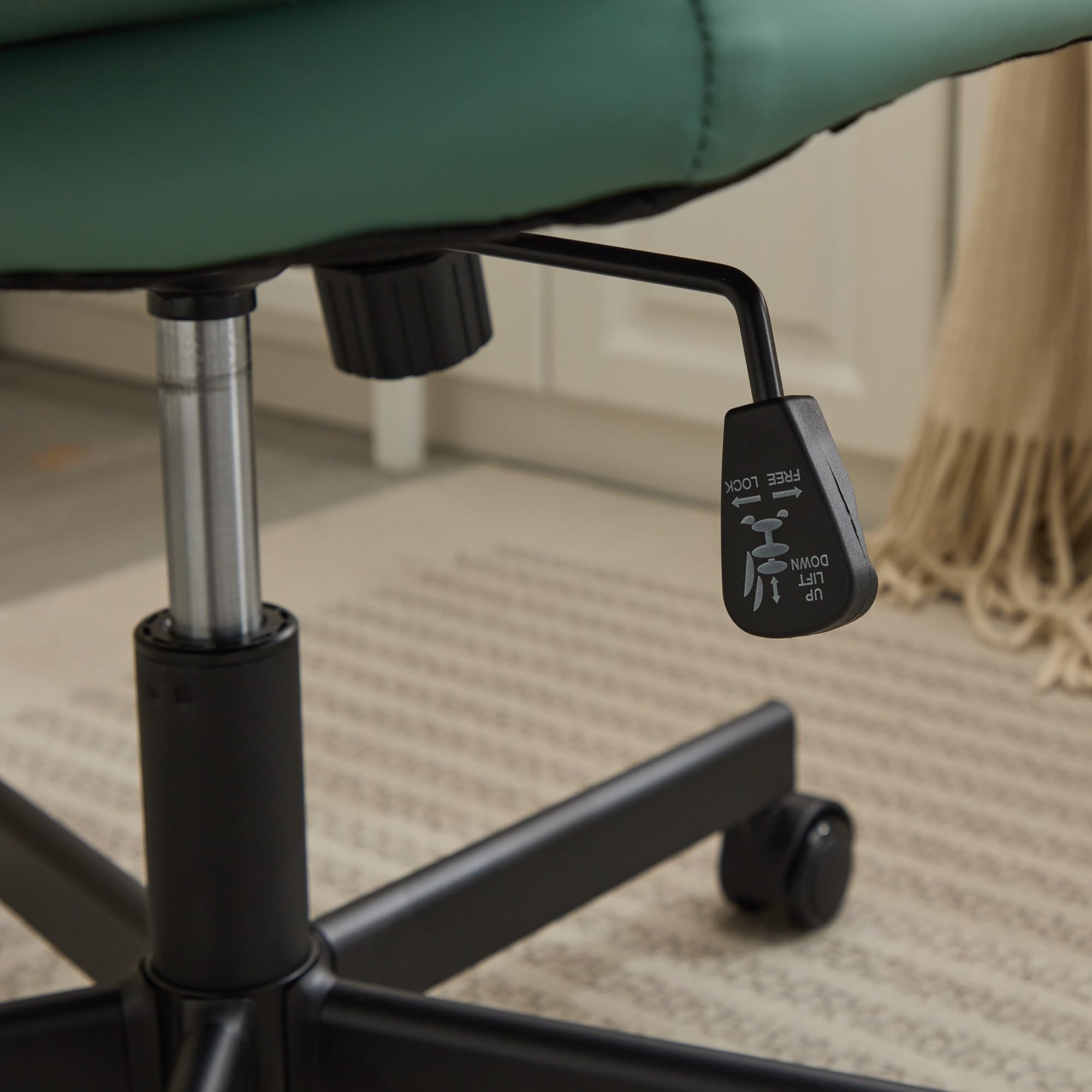 Silla de Ordenador de Piel sintética, Silla de Oficina Ancha con reclinación de 120°, Altura Ajustable de 8 cm, cómoda Silla de Oficina con Base de Acero de 70 cm, Silla de Oficina sin Brazo