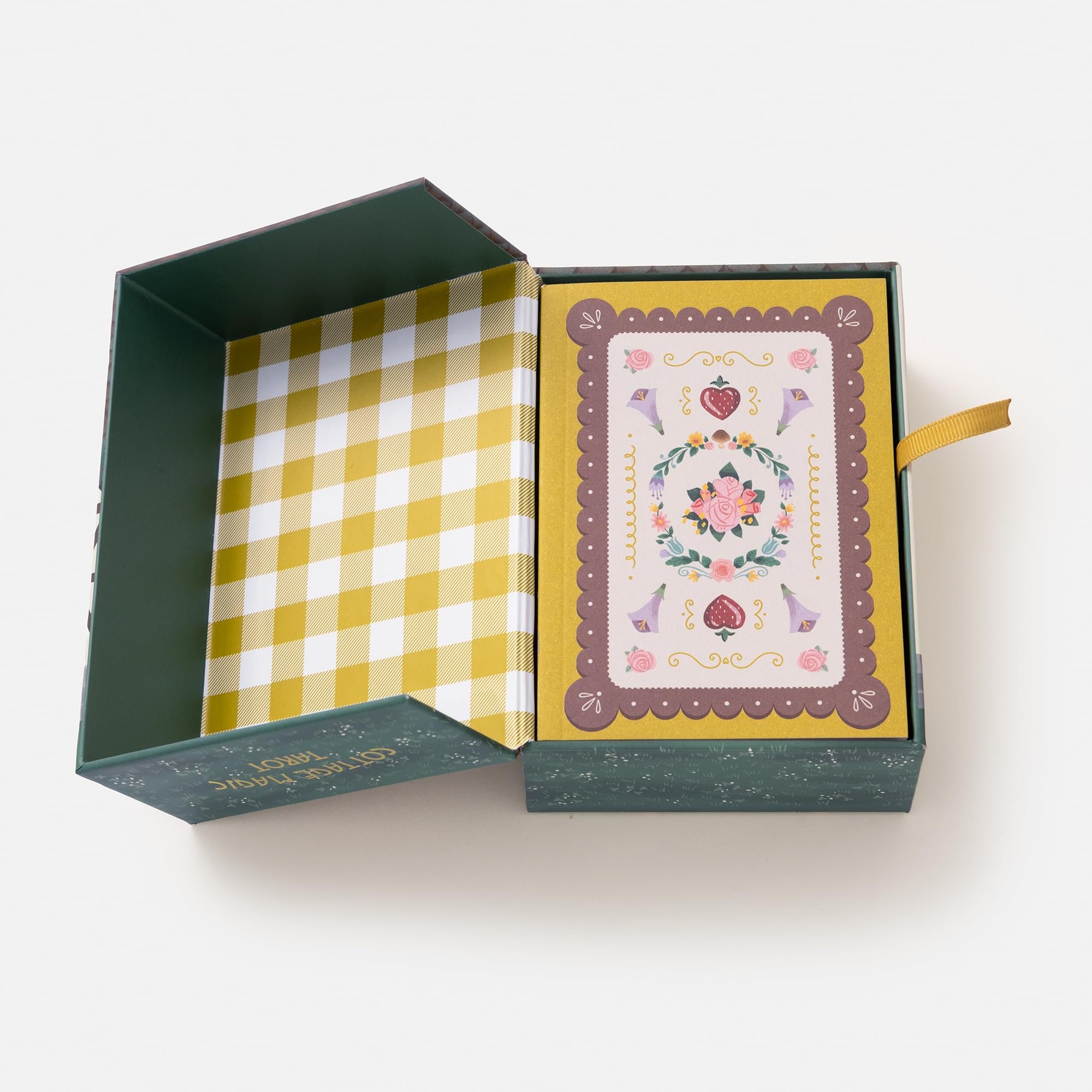 Cottage Magic Tarot: A 78-Card Deck and Guidebook