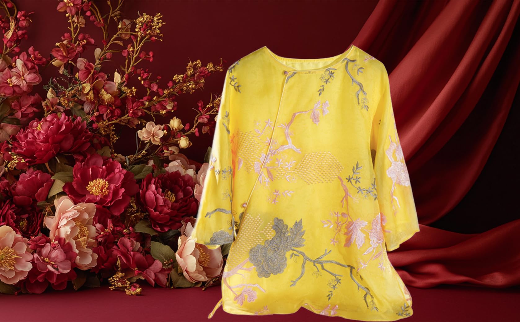 HangErFeng Blouse en soie brodée col rond jaune 323