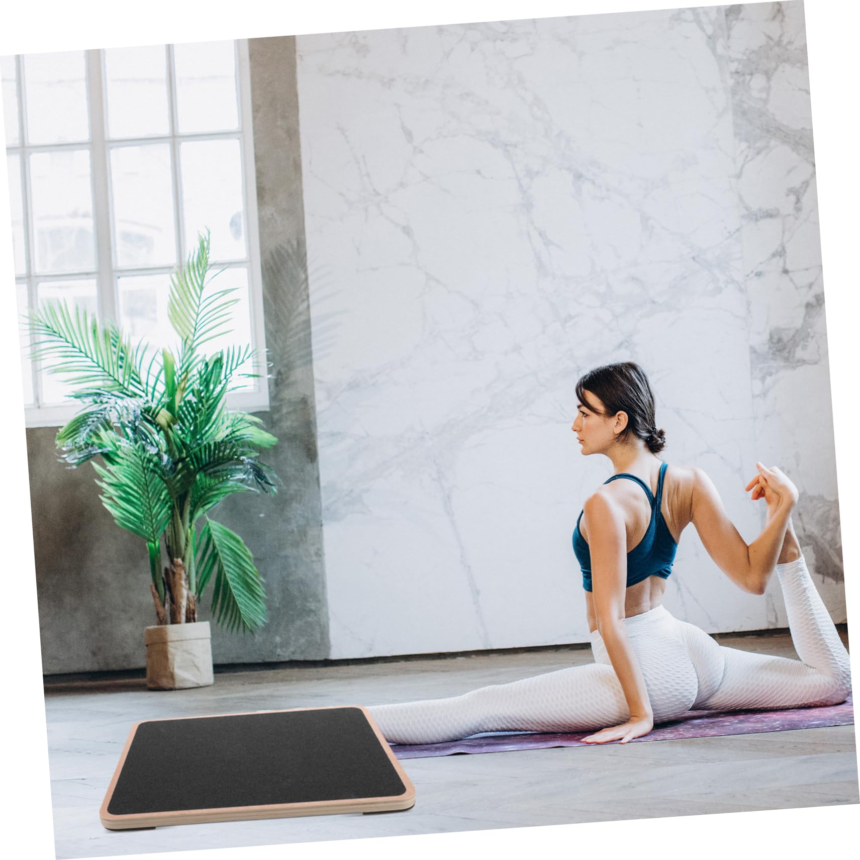 Tavola di Bilanciamento in Legno, Quadrata e Nera, per Adulti, Migliora Coordinazione e Stabilità, per Yoga e Allenamento a Casa