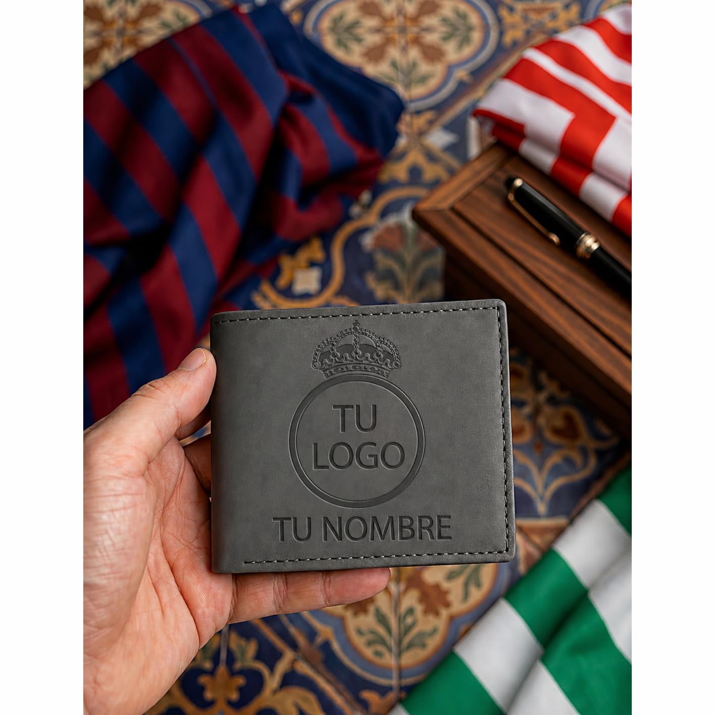 Genérico Cartera Personalizada con Escudo de fútbol y Nombre | Grabado láser en Cuero sintético | Llavero de tu Equipo de Regalo