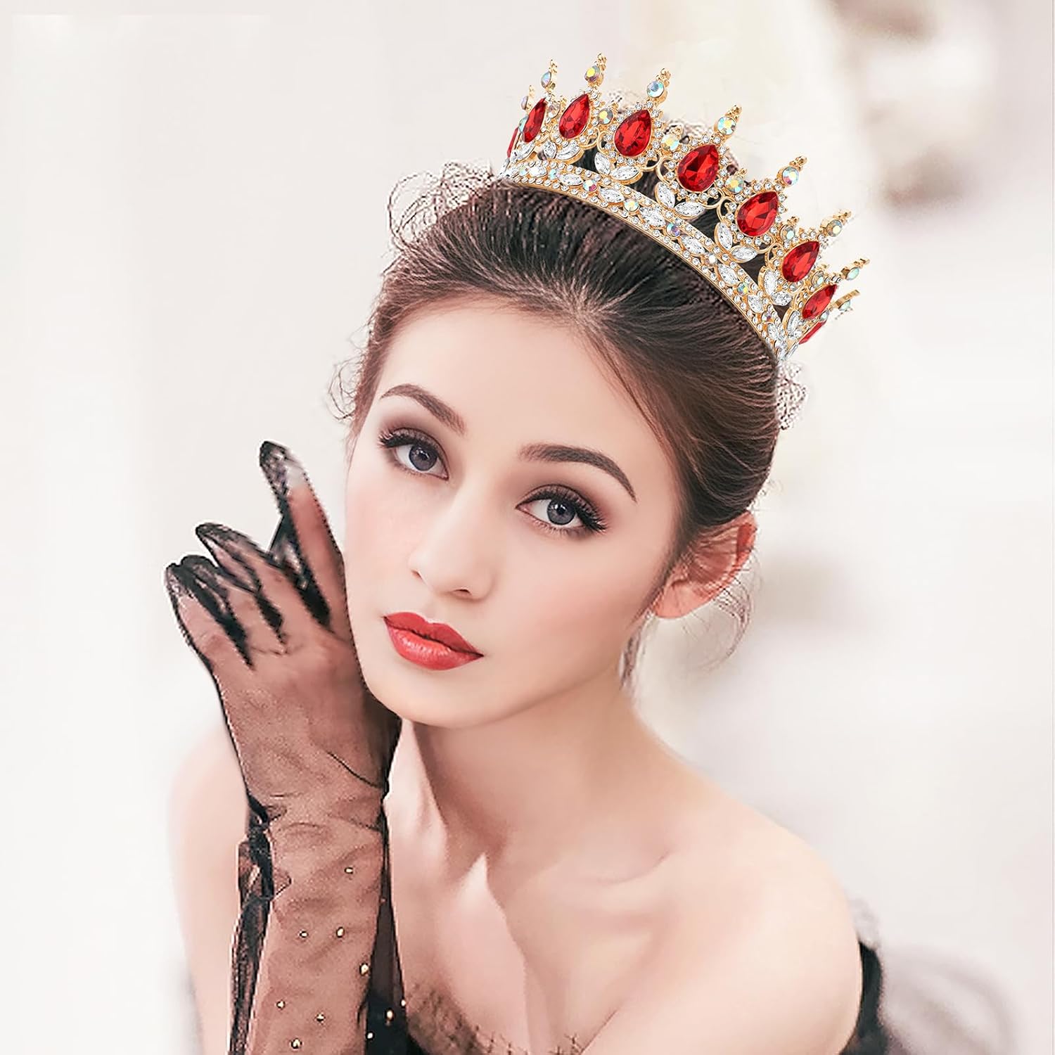 Celkový pohľad na tiaru a detaily