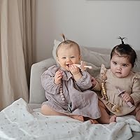 Vista 4 de mushie - Cepillo de dientes para niños pequeños con diseño de flor (rosado)