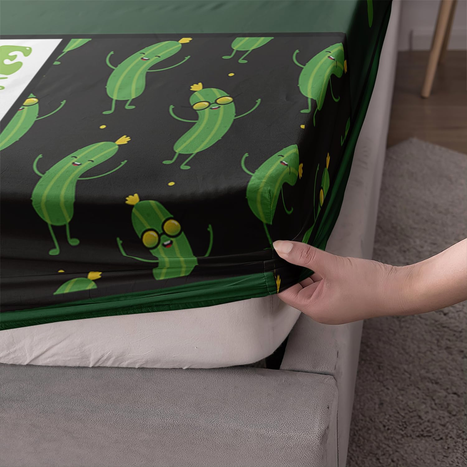 AILONEN Pickle Fitted Sheet Set Queen Size, Green Vegetable Printed Bedding Set for Girls Kids,Cartoon Cucumber Bed Sheet Set 3Pcs for Bedroom Decor,1 Fitted Sheet and 2 Pillowcases,Soft
