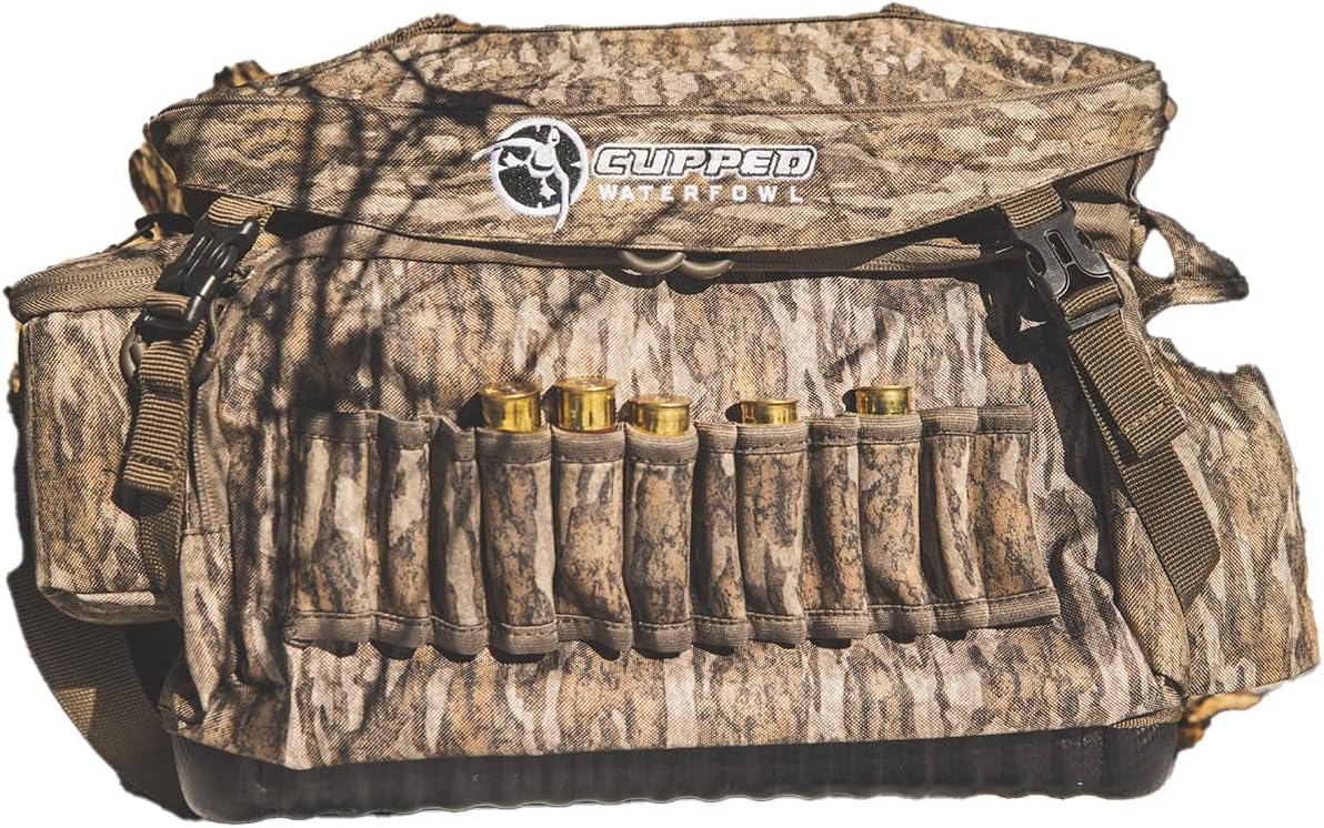 Cupped Waterfowl Floating Blind Bag, Hunting Blind Bag with Water-Resistant Shell and Foam Lining for Flotation