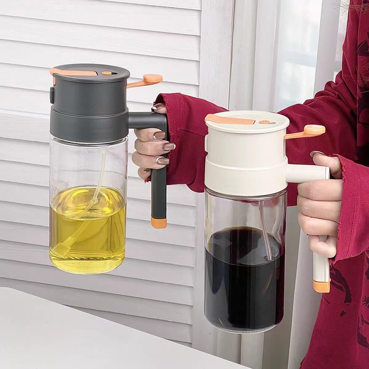 650ML Glass Oil Dispenser & Sprayer Auto-Open Leakproof Cooking Bottle Dual-Use Pour & Spray Olive Oil/Vinegar Container With Cleaning Brush Kitchen Gadget For Air Fryer(White)