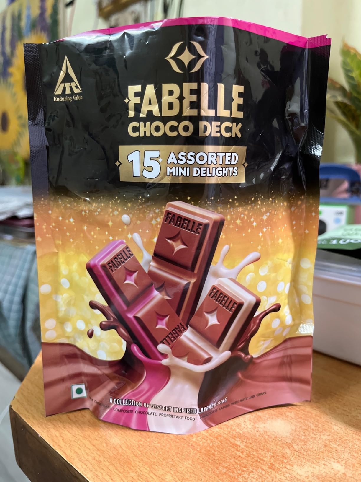 Fabelle Choco Deck Mini Delights, Pack Of 20 Mini Milk Chocolate Bars ...