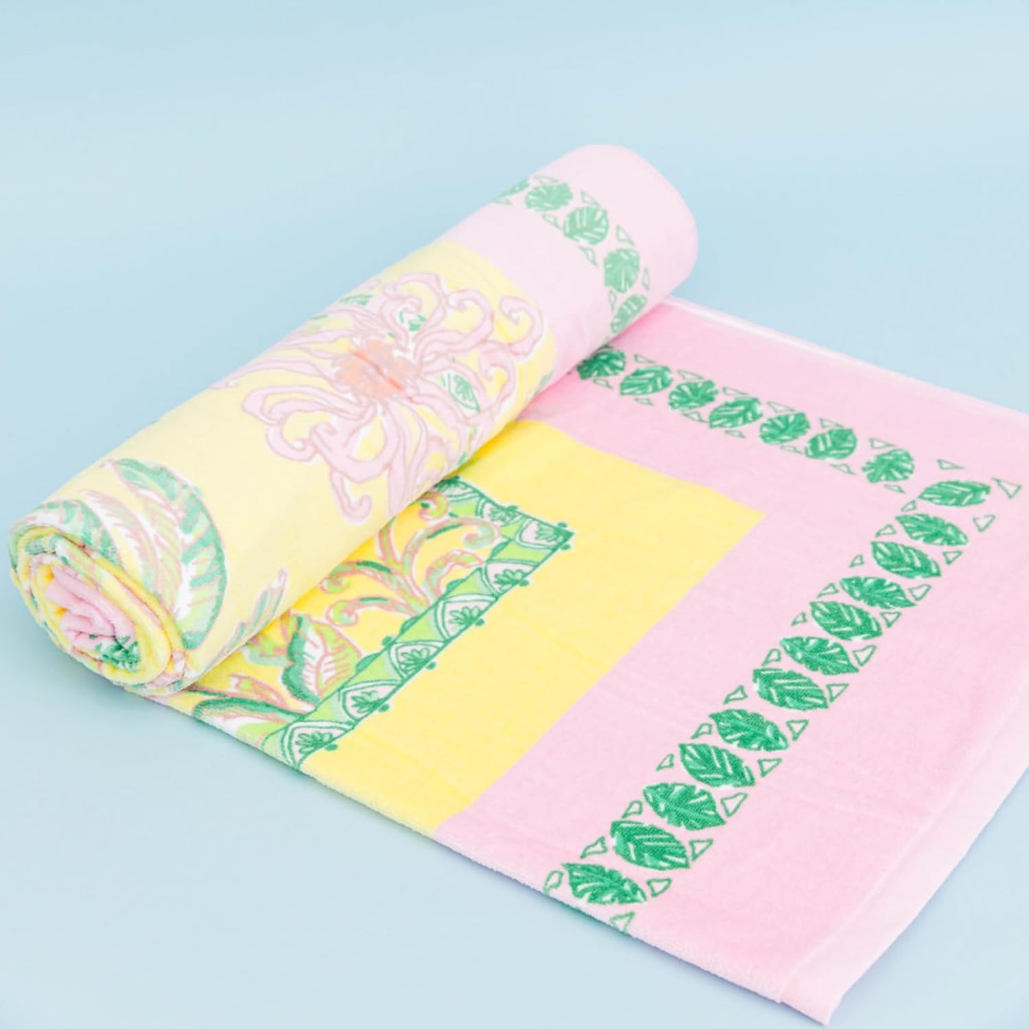 Lilly Pulitzer Oversized Pool/Beach Towel, 40 x 70, Large Terry Cloth Towel for Adults, Tropical Oasis