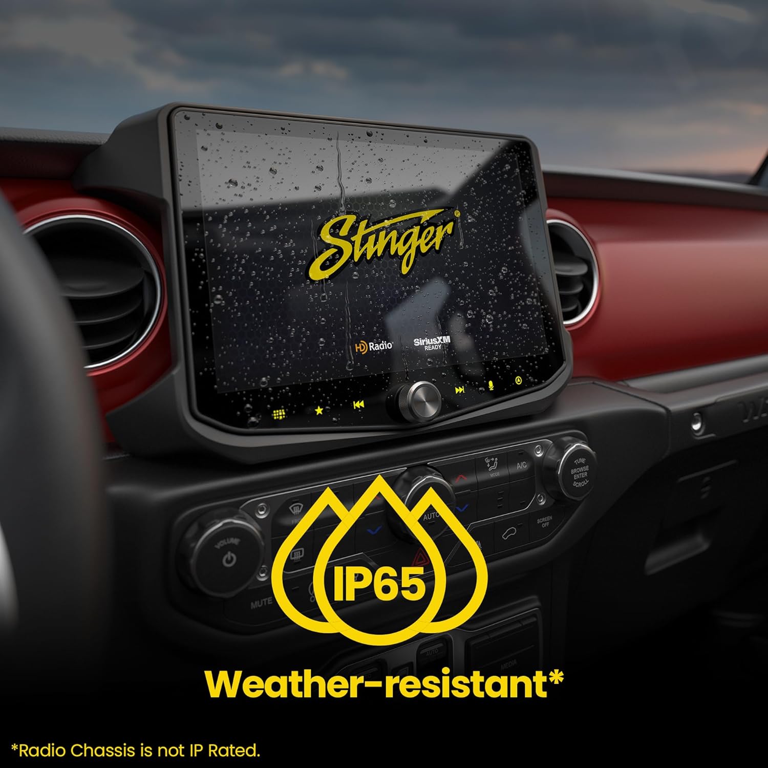 Stinger HORIZON10 display showing water droplets, indicating IP65 weather resistance.