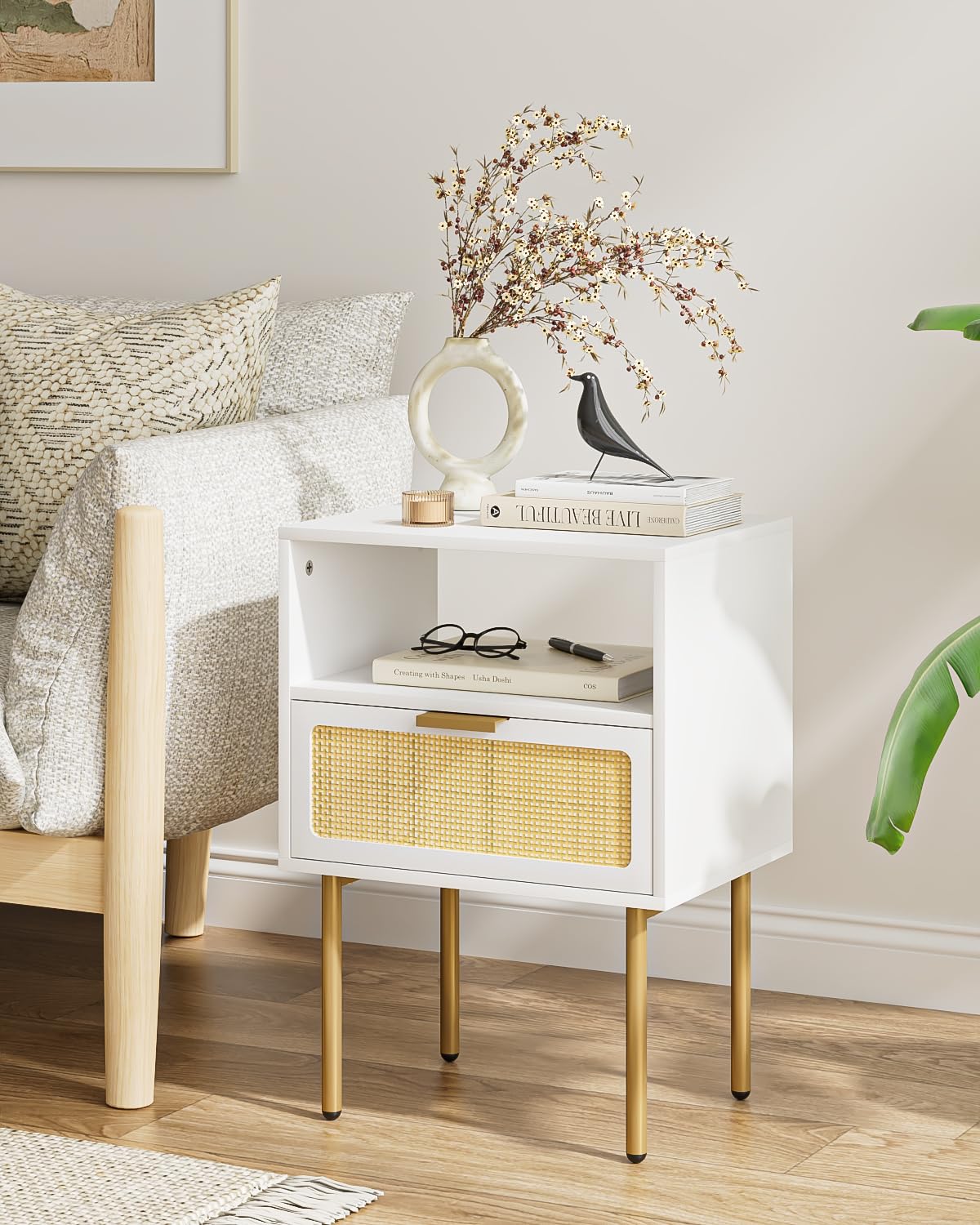 HEYZOEY Comodino in rattan, moderno comodino boho in legno da fattoria con cassetto e ripiano aperto, tavolino piccolo con cornice nera per camera da letto, soggiorno, ufficio (nero