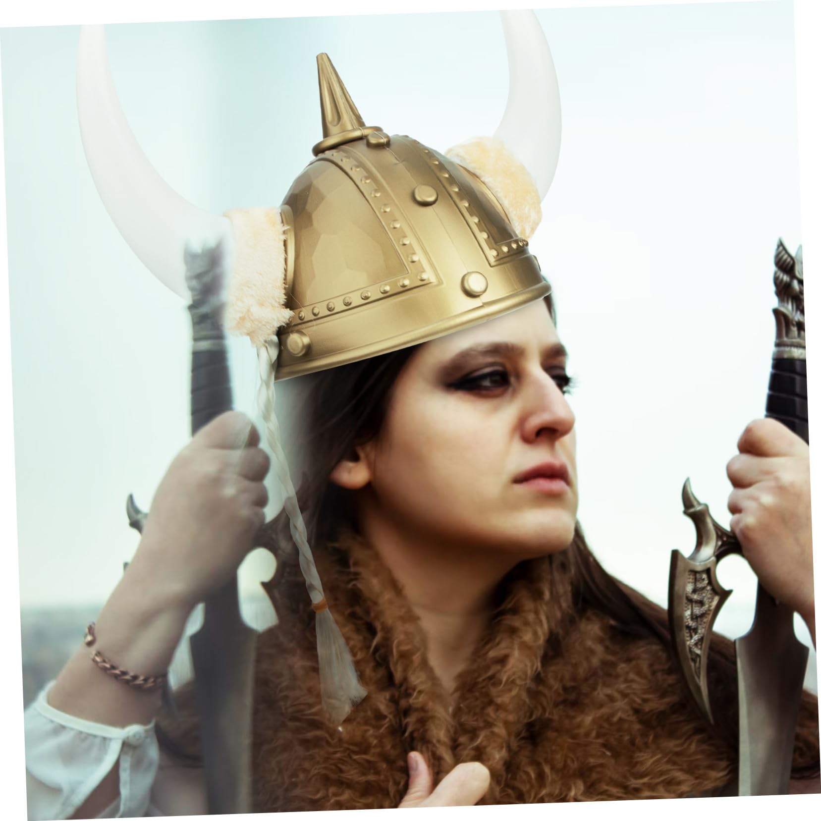 Cappello da Guerriero Vichingo Corna in Plastica Oro Decorativo per Costume Uomo Accessorio per Festa e Cosplay Role-play Party