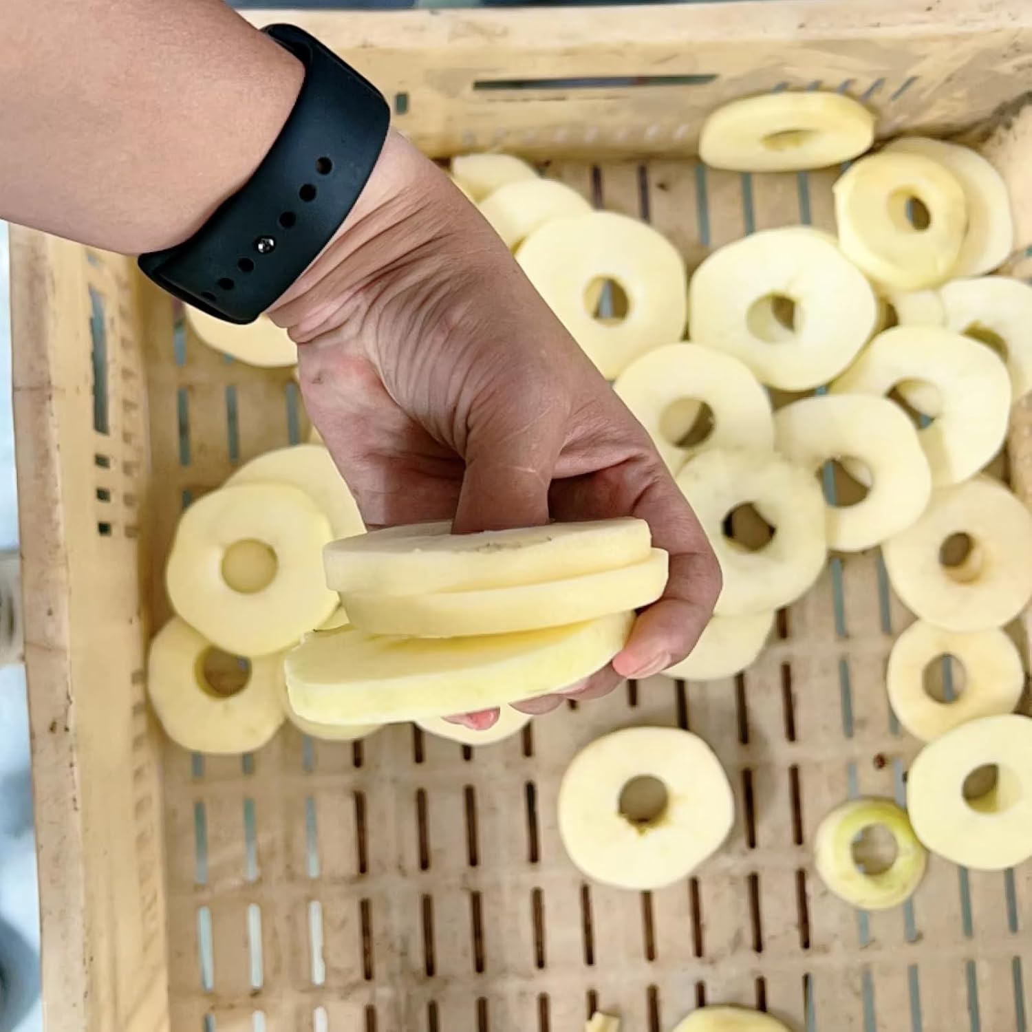 Automatic Continuous Fruit Peeling & Sorting Machine, Heavy Duty Peeler Processor for Mango Pineapple Papaya Large Scale Food Processing Plant Equipment