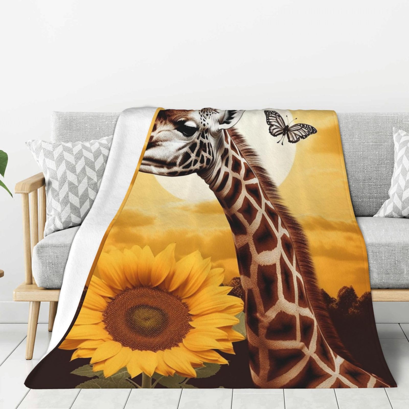 Giraffe and Sunflower Throw Blanket Plush Flannel Fleece Blanket, Soft Lightweight Cozy Blankets 80"X60" for Bed Couch Sofa Travel