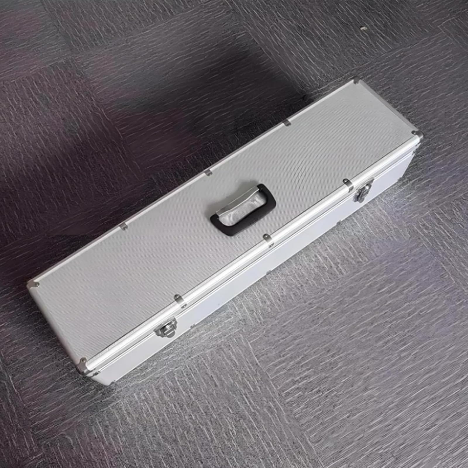 Narzędzie do ugniatania dywanów z miękkim gumowym uchwytem i zaciskami, konstrukcja ze stali i stopu aluminium do montażu podłóg i tapicerki
