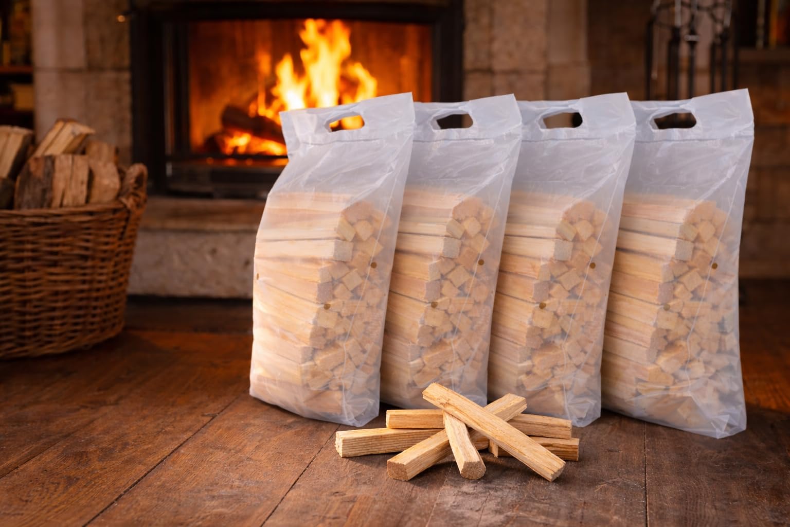 Anzündholz Kamin & Grill, 20,0 kg (8x2,5 kg), Kammergetrocknet, Kiefer & Fichte, Praktische Beutel mit Griff & Lüftung, für Kamin, Ofen, Grill & Feuerschale