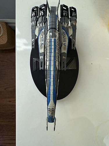 Amazon.co.jp: Mass Effect: Normandy SR-2 Ship Replica Remaster