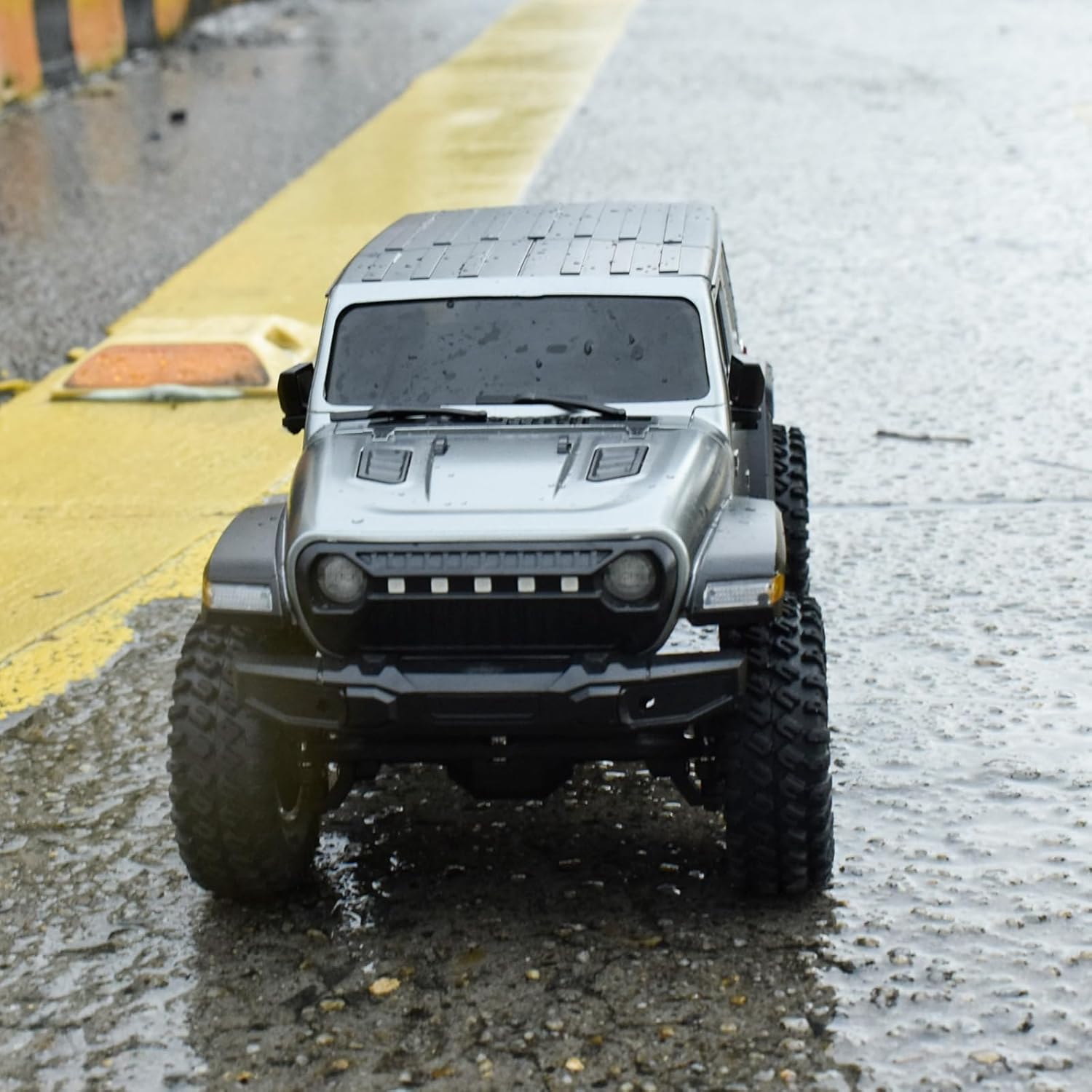 RC Body Shell 6.1 in Wheelbase Shell - ABS Hardtop Body Kit with Front Rear Bumpers for 1/18 RC Crawler Chassis TRX4M Bronco Defender (Grey)