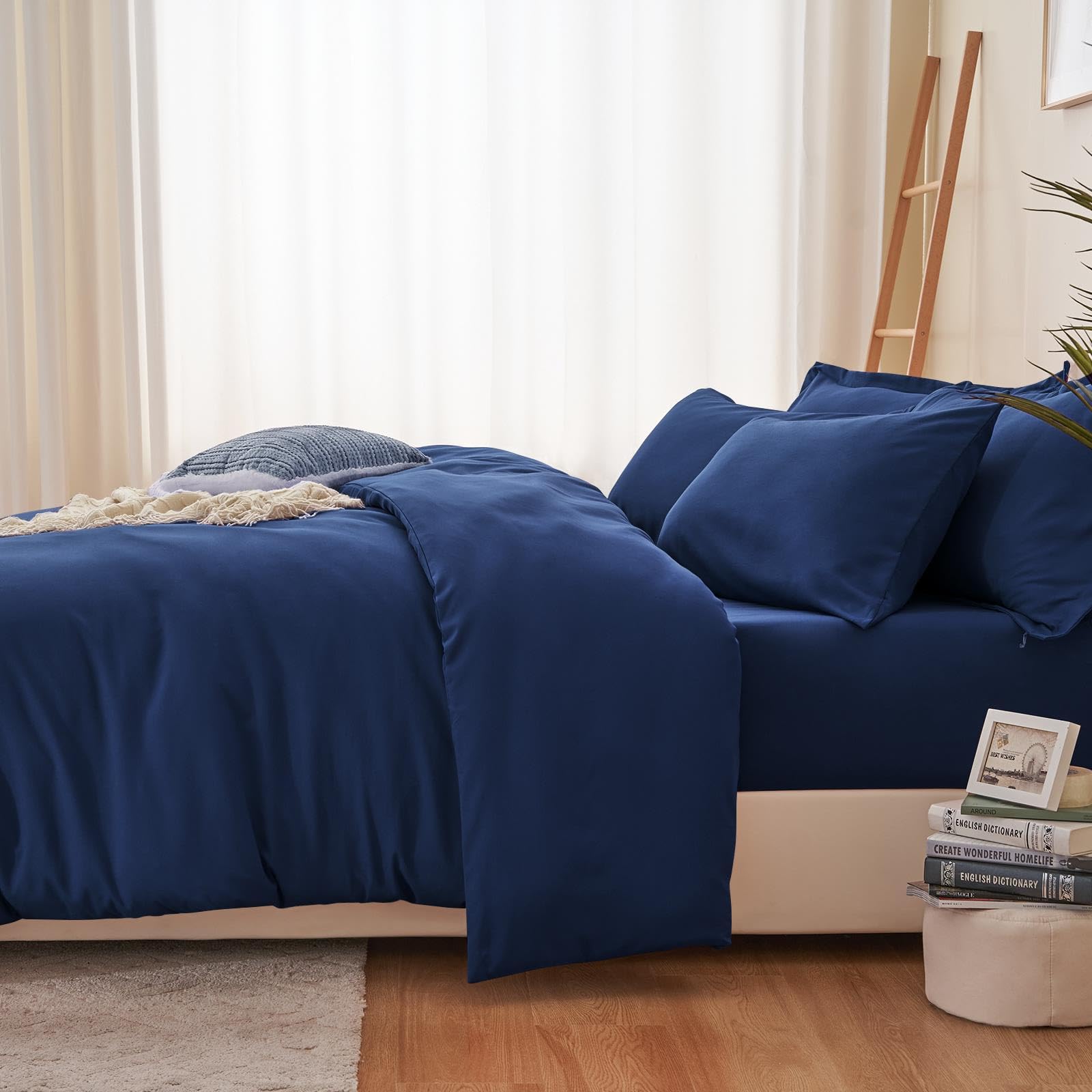 RUIKASI Set Copripiumino Matrimoniale 240x220 - Monocromatico 3 Pezzi Copripiumino Set di Due Federe 50x80 cm inclusi, Microfibra, Facile Da Gestire e Morbida, Blu Navy