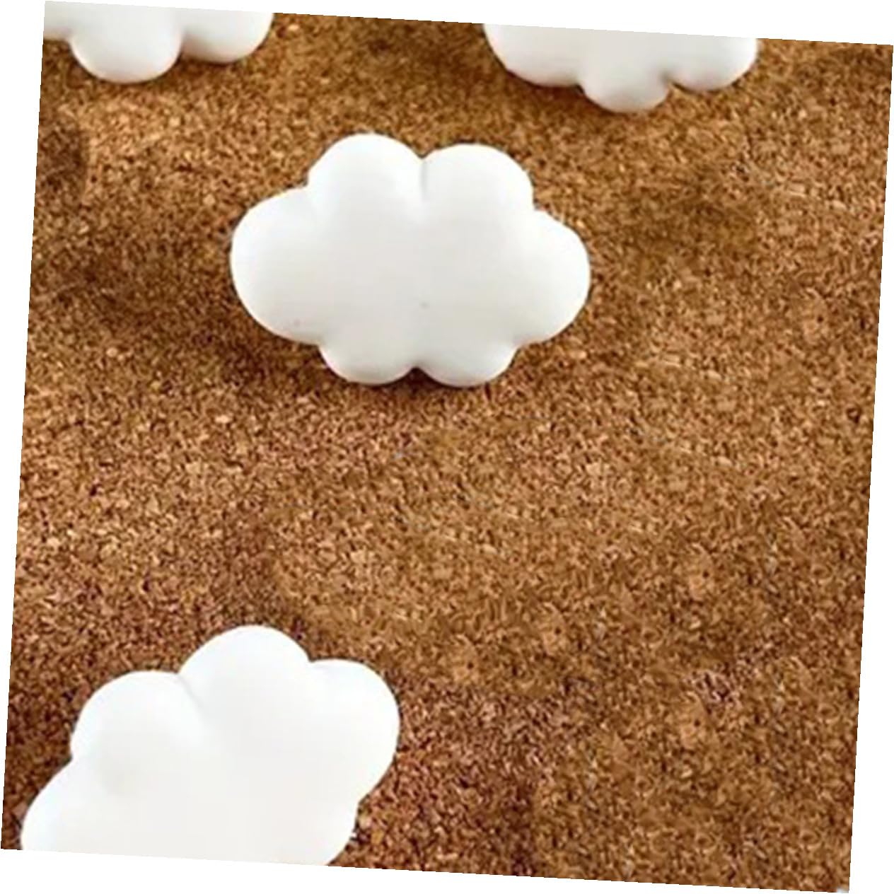 HOMSFOU 5 Sätze Tragbare Stecknadel Für Farbig Korkboard Creme Planke Stifte Mini-stöpsel Reißnägel Schieben Pinnwand Reißnägel Cartoon-stecknadeln Metall Weiß 30 Stück * 5